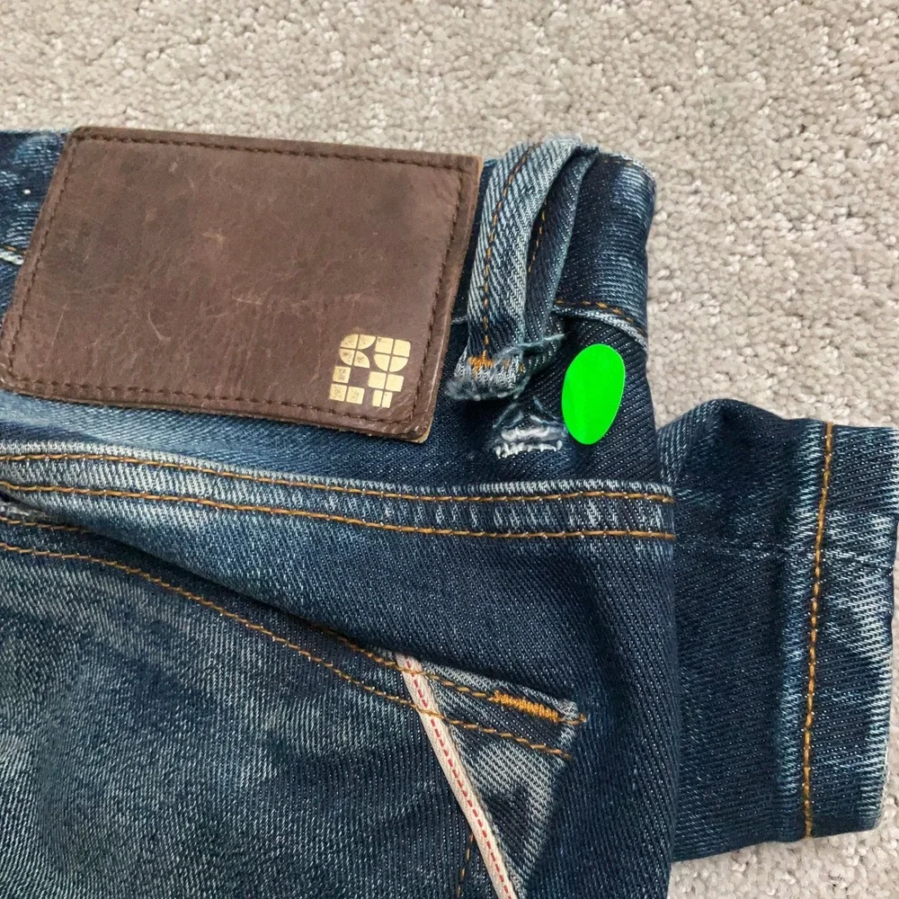 Cult of Individuality Jeans Mens 31x34 Blue Buckle 8 Distressed Slim